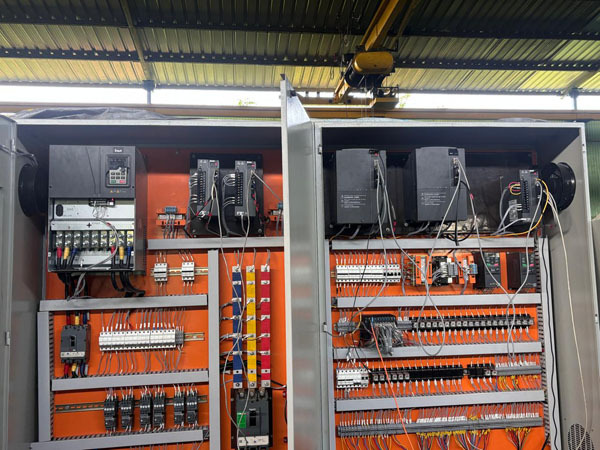 Chạy thử máy cán nguội Pilger